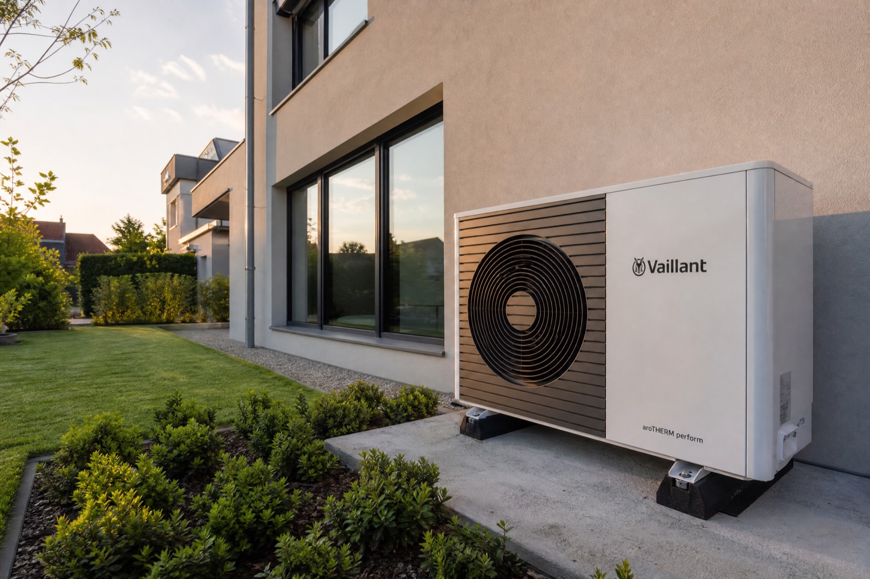 Vaillant aroTHERM warmtepomp aan een woning